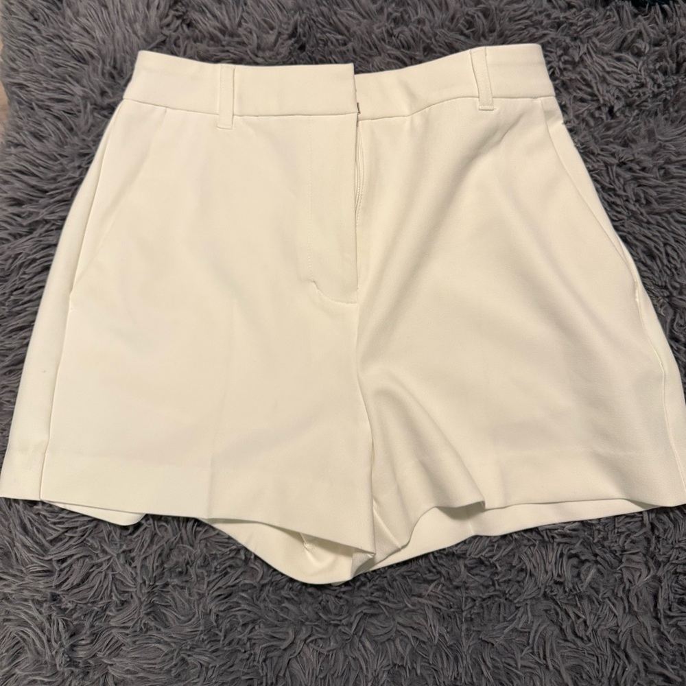 Trouser shorts